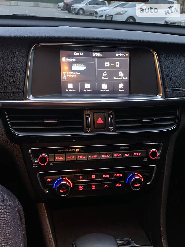 Седан Kia Optima 2016 в Києві