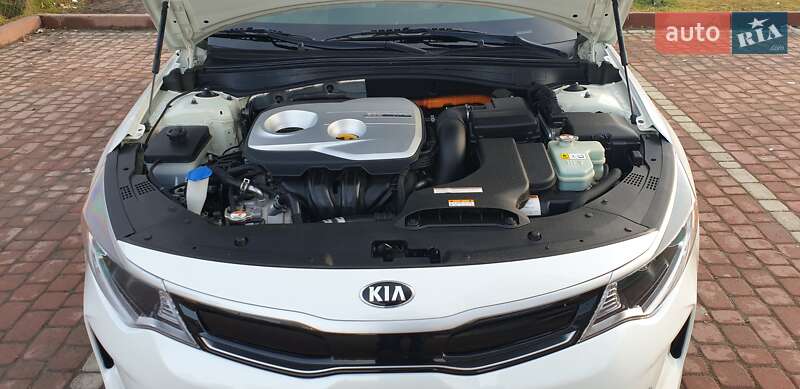 Седан Kia Optima 2016 в Івано-Франківську