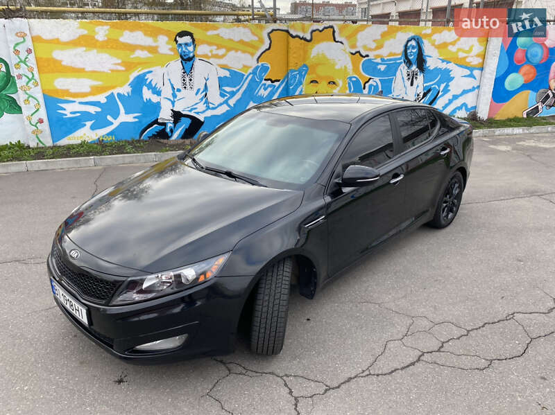 Седан Kia Optima 2013 в Кременчуці