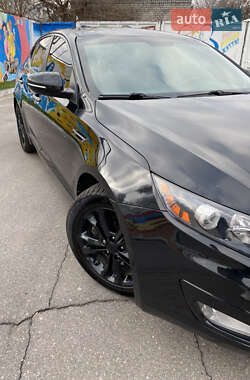 Седан Kia Optima 2013 в 