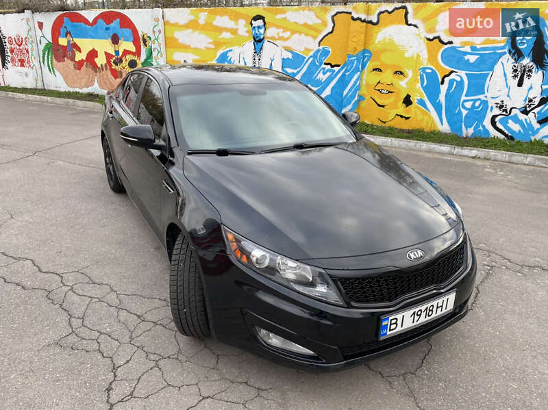Седан Kia Optima 2013 в Кременчуці