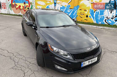 Седан Kia Optima 2013 в 