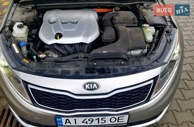 Седан Kia Optima 2013 в Киеве