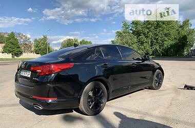 Седан Kia Optima 2012 в Чернігові