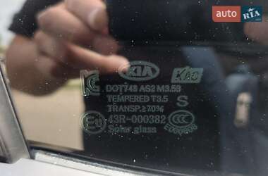 Седан Kia Optima 2014 в Киеве