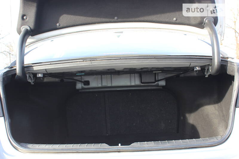 Седан Kia Optima 2017 в Дунаевцах