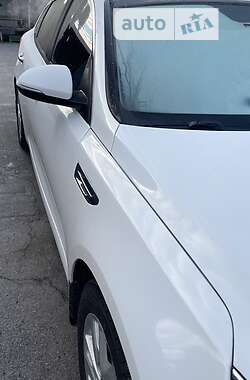 Седан Kia Optima 2016 в 