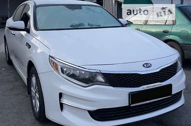 Седан Kia Optima 2016 в Полтаве