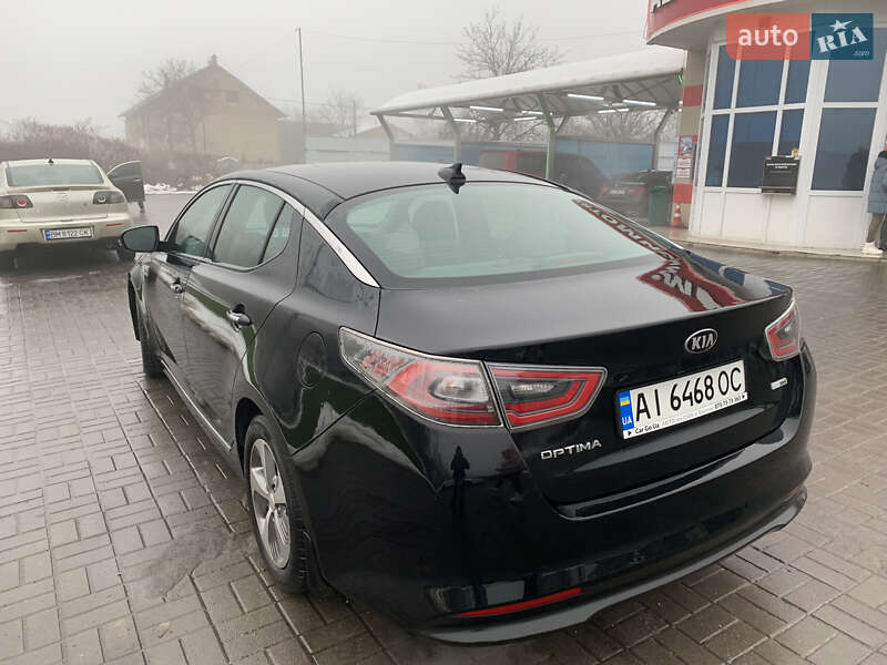 Седан Kia Optima 2014 в Киеве