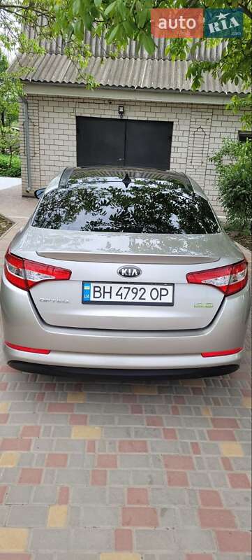 Седан Kia Optima 2012 в Подольске