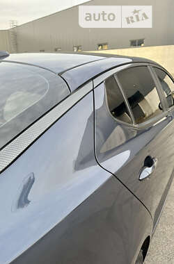 Седан Kia Optima 2014 в Киеве
