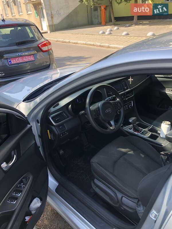 Седан Kia Optima 2015 в Луцьку