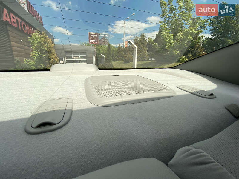 Седан Kia Optima 2015 в Львове