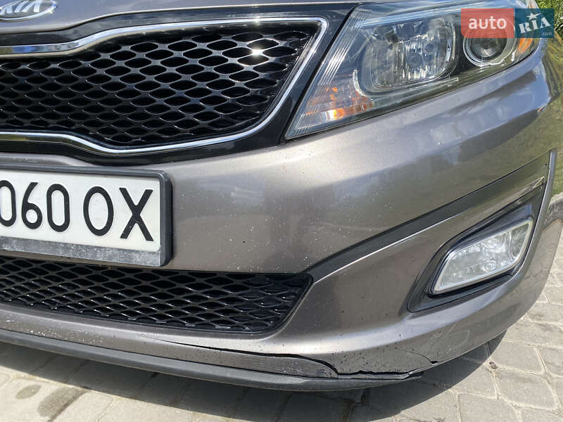 Седан Kia Optima 2015 в Львове
