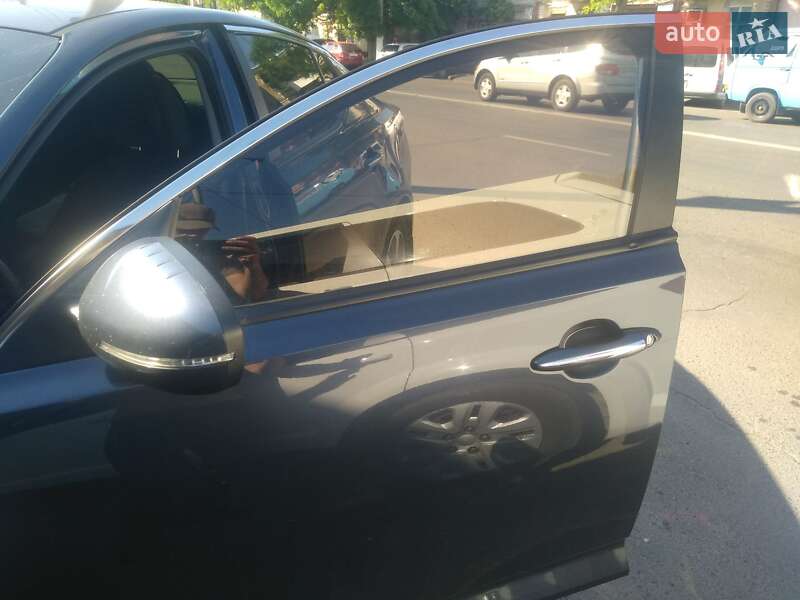 Седан Kia Optima 2014 в Одессе