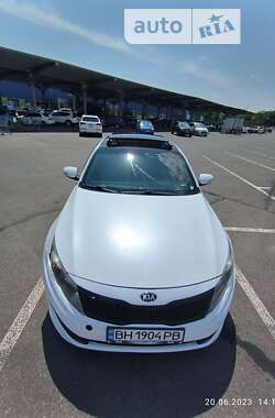 Седан Kia Optima 2012 в Одесі