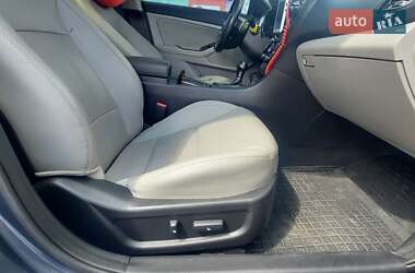 Седан Kia Optima 2014 в Киеве