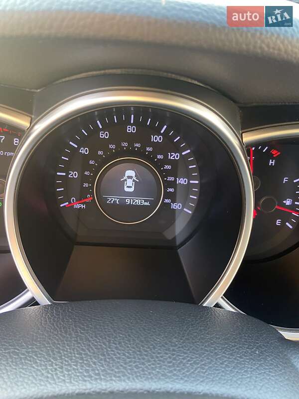 Седан Kia Optima 2015 в Кременчуці