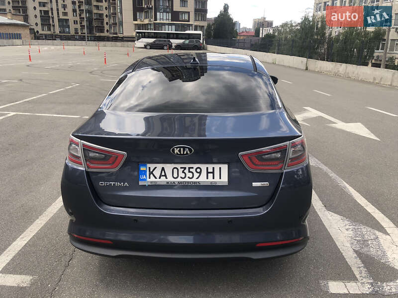 Седан Kia Optima 2014 в Києві