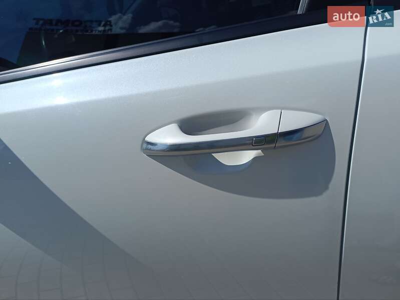 Седан Kia Optima 2017 в Ровно