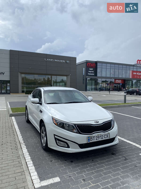 Седан Kia Optima 2014 в Львові