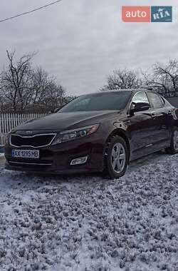 Седан Kia Optima 2014 в Зенькове