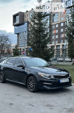 Седан Kia Optima 2016 в Чернівцях