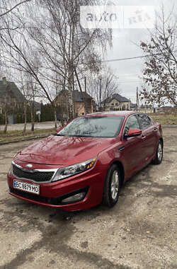 Седан Kia Optima 2013 в 