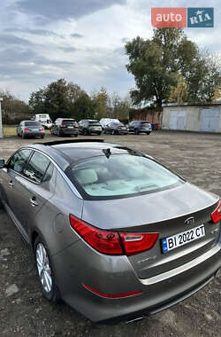 Седан Kia Optima 2014 в Рахове