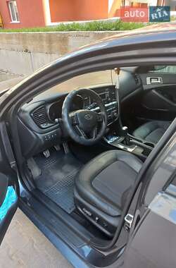 Седан Kia Optima 2012 в Хмельницком