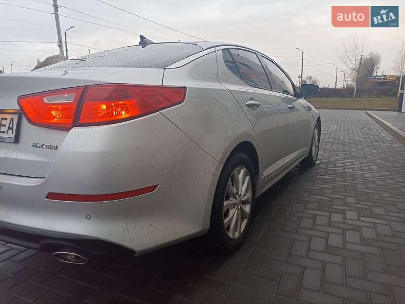 Седан Kia Optima 2014 в Кременчуге