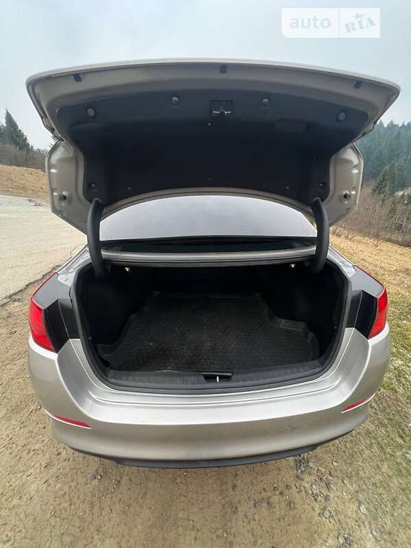 Седан Kia Optima 2013 в Дрогобыче фото 37 Седан Kia Optima 2013 в Дрогобыче