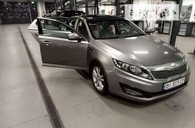 Седан Kia Optima 2012 в Киеве