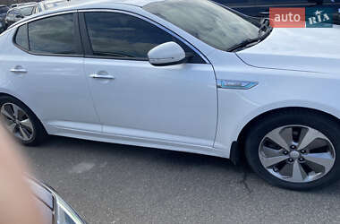 Седан Kia Optima 2014 в Киеве