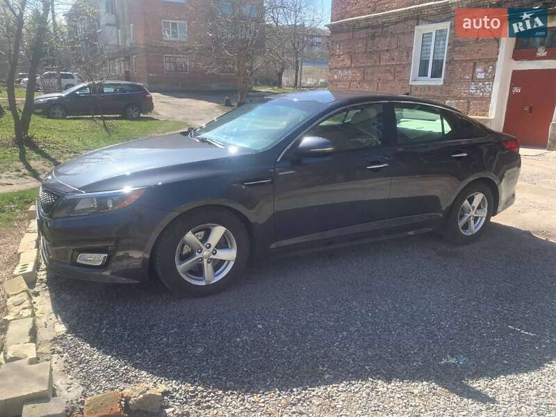 Седан Kia Optima 2015 в Изяславе