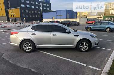 Седан Kia Optima 2011 в Киеве