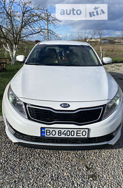 Седан Kia Optima 2013 в Теребовлі