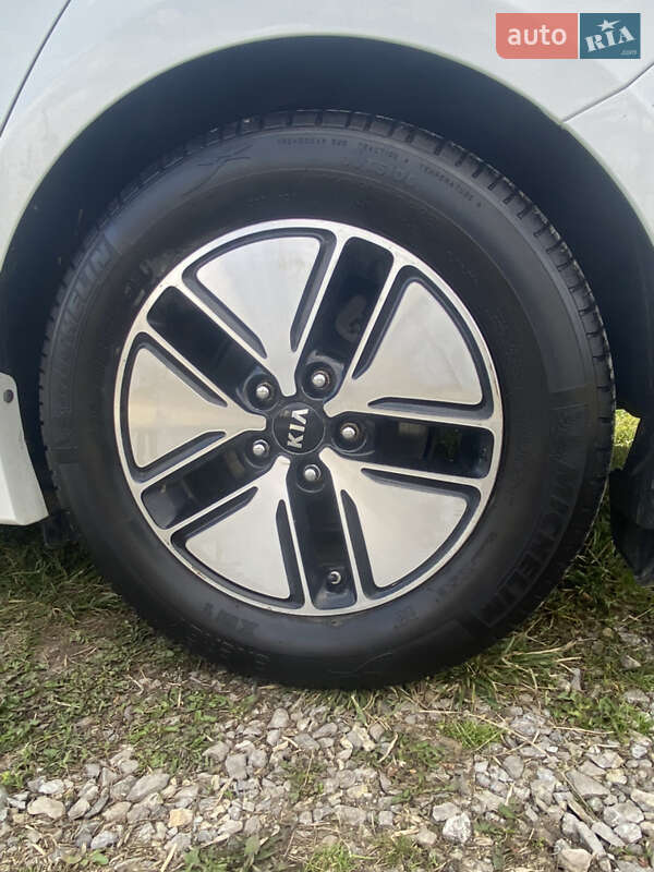 Седан Kia Optima 2013 в Теребовлі фото 16 Седан Kia Optima 2013 в Теребовлі