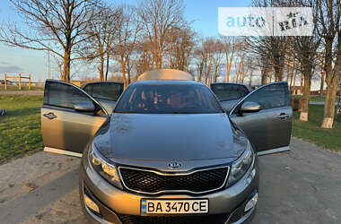 Седан Kia Optima 2014 в Новоархангельске