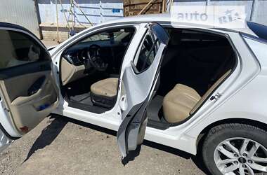 Седан Kia Optima 2010 в Мерефа