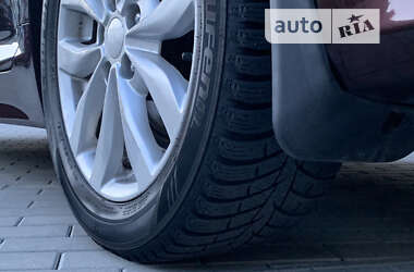 Седан Kia Optima 2015 в 