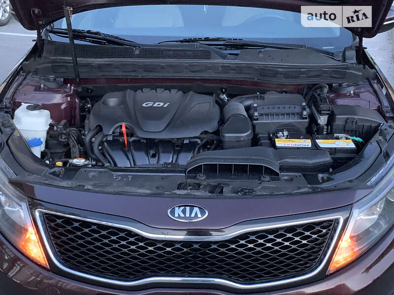 Седан Kia Optima 2015 в Виннице