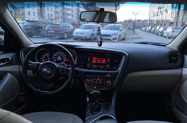 Седан Kia Optima 2015 в 