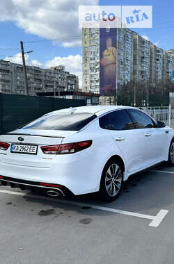 Седан Kia Optima 2016 в Києві