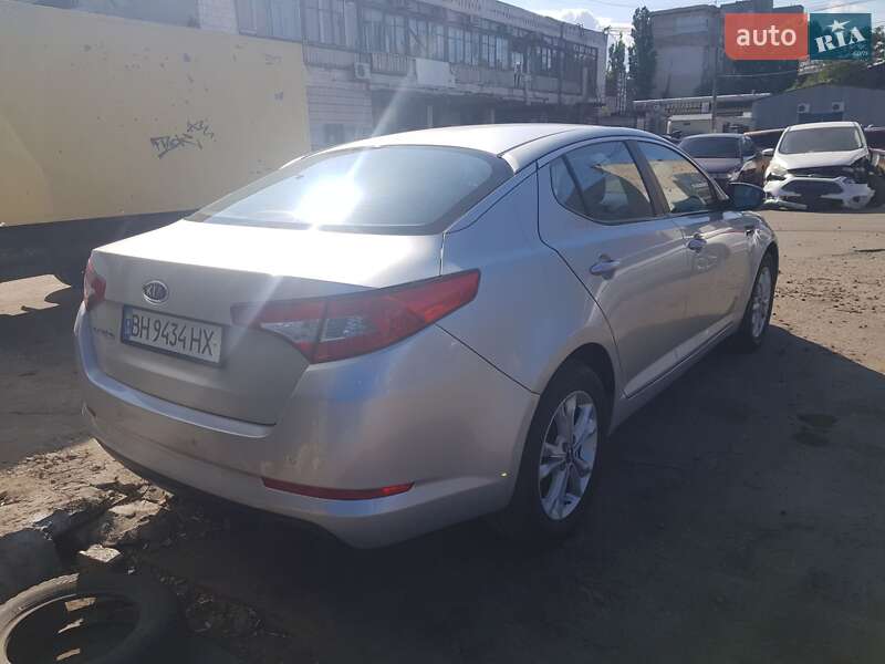 Седан Kia Optima 2011 в Одесі