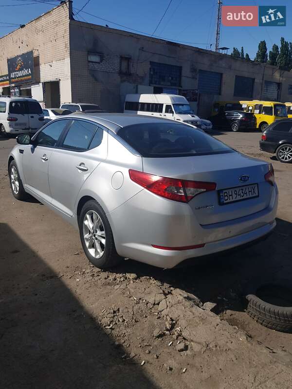 Седан Kia Optima 2011 в Одесі