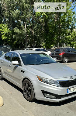 Седан Kia Optima 2013 в Днепре