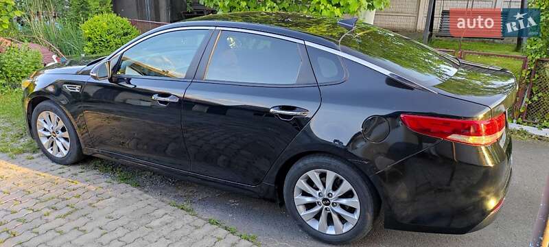 Седан Kia Optima 2016 в Ровно