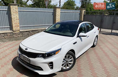 Седан Kia Optima 2016 в Киеве