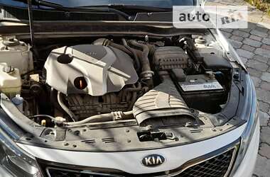 Седан Kia Optima 2015 в 